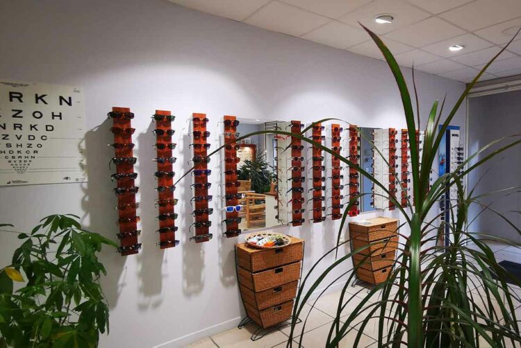 Bilan visuel Lescar, Bilan visuel Lons, Lentilles de contact Lescar, Lentilles de contact Lons, Lunettes de vue Lescar, Lunettes de vue Lons, Lunettes solaires Lescar, Lunettes solaires Lons, Opticien Lescar, Opticien Lons